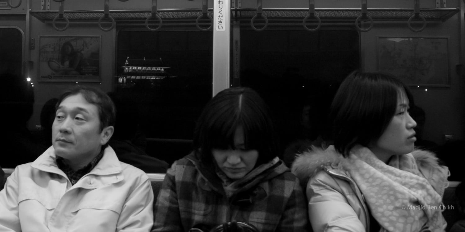 Un billet de temps gris