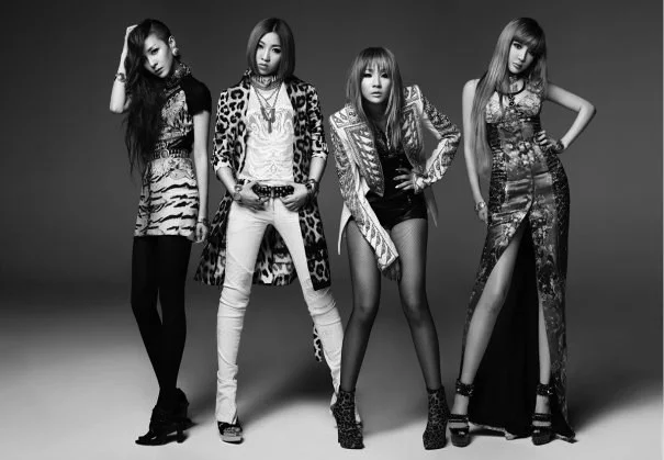 2012. Le Blog de Suppaiku KPop Award. GAGNANT 1ER : 2NE1